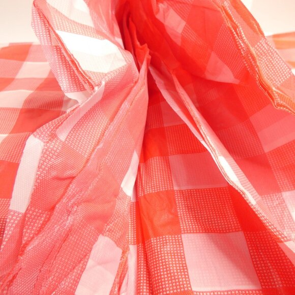 70.8" Round Tablecloth 10 Pack Thin Long & Thin Red White Checkerboard NWT - Picture 5 of 8